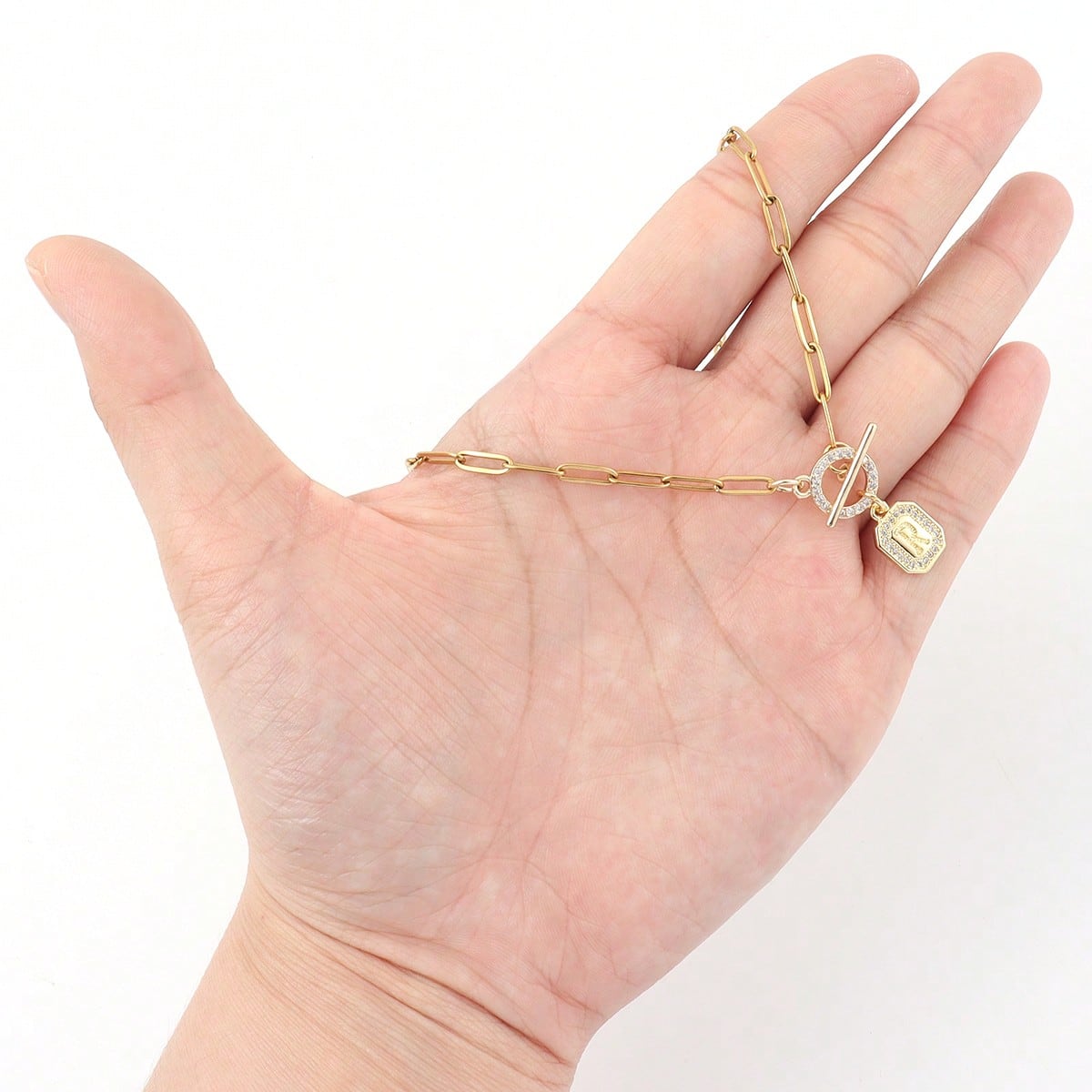สร้อยคอแบบคลาสสิกพร้อมจี้ตัวอั - Toggle Clasp Gold บทวิจารณ์และราคา